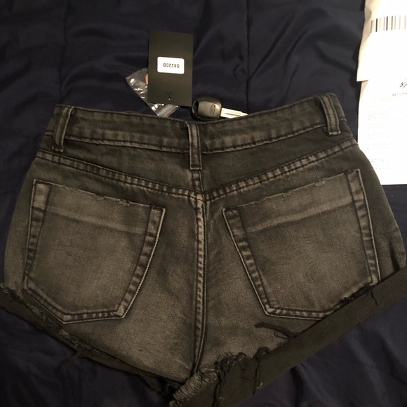 Black shorts size 1 black jeans skinny size 1 - Picture 3 of 3